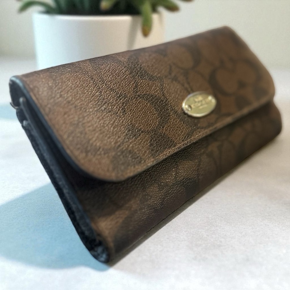 Coach Signature Wallet